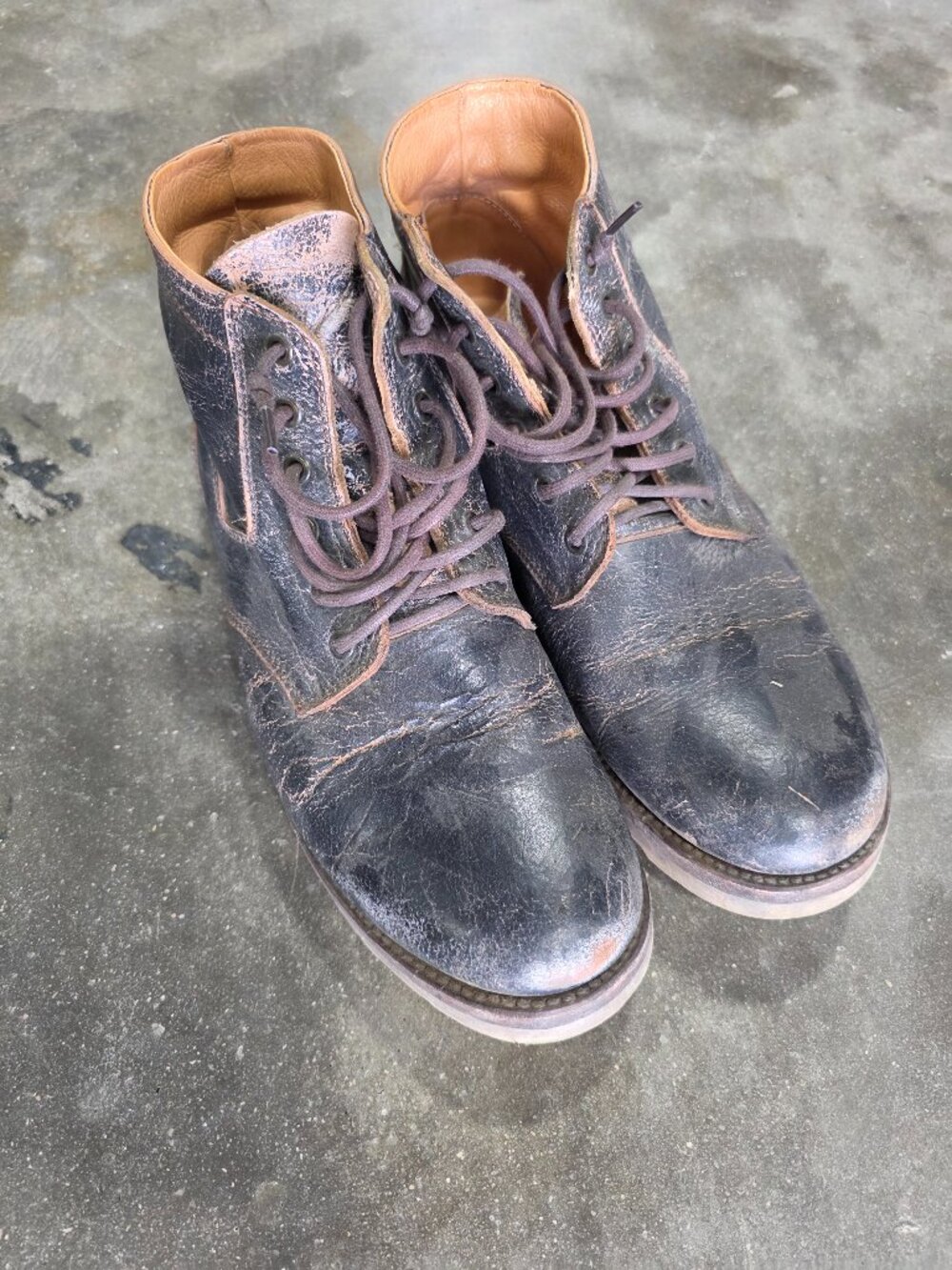 Bed Stu distressed leather lace-up boots SIZE 11